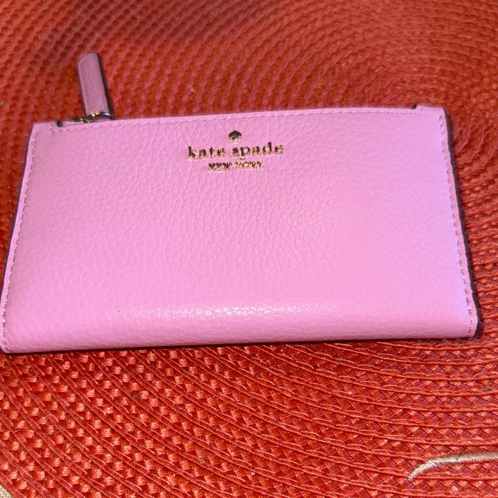 Kate Spade Lavender Leather Wallet - Picture 1 of 2